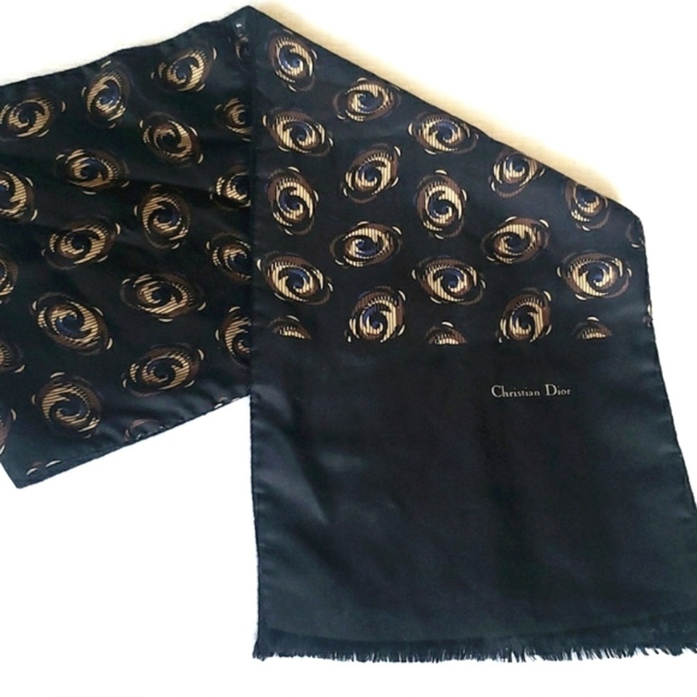 Silk/wool scarf